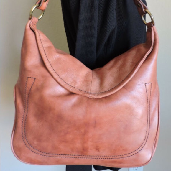 NWT Frye Campus Leather Hobo in Saddle - Picture 2 of 7